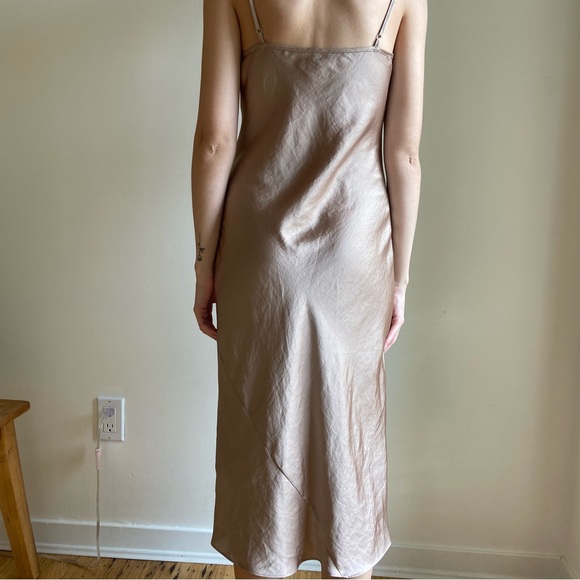 Aritzia Wilfred slip dress - Picture 3 of 3